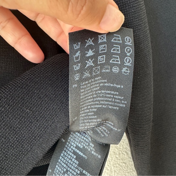 *SOLD* 
Sandro Black Faux Pearl Beaded Sorbonne Cardigan Size Small - Picture 6 of 12